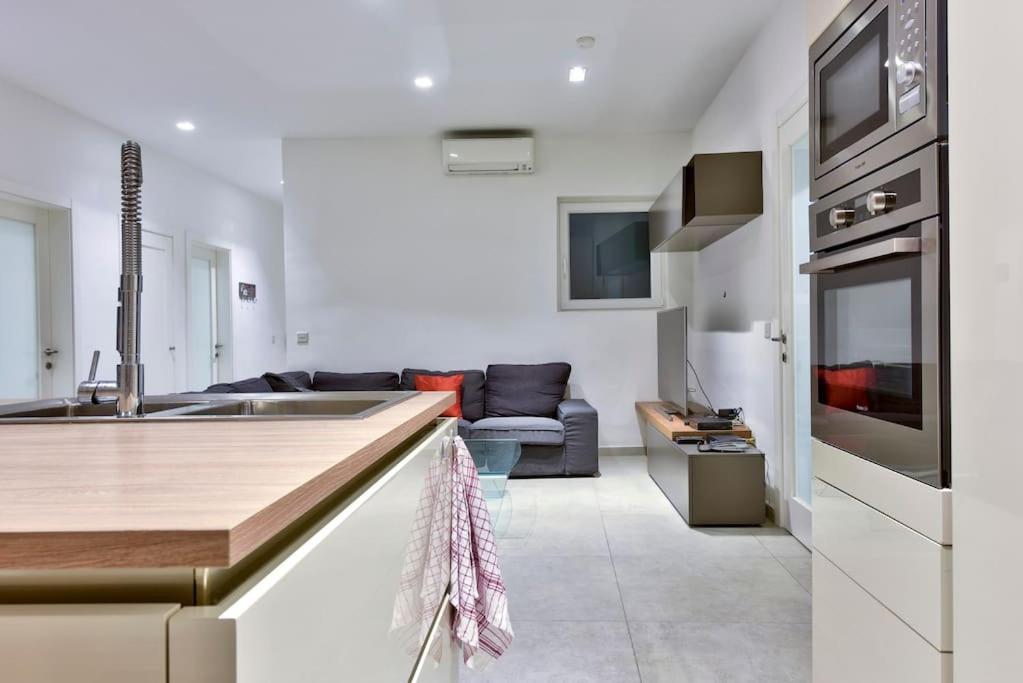 Modern 3 Bed & 2 Bth Apt סליאמה מראה חיצוני תמונה